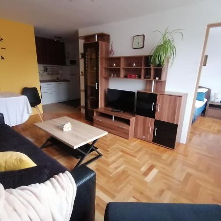 Apartman Relax - Free Public Parking SJJ Exteriör bild