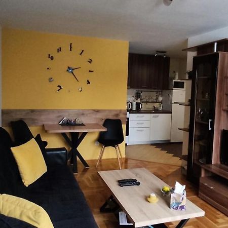 Apartman Relax - Free Public Parking SJJ Exteriör bild