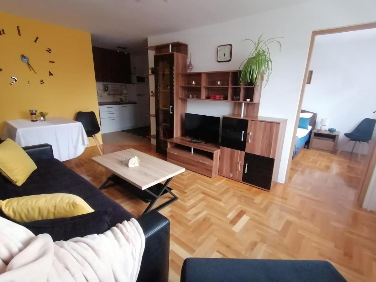 Apartman Relax - Free Public Parking SJJ Exteriör bild
