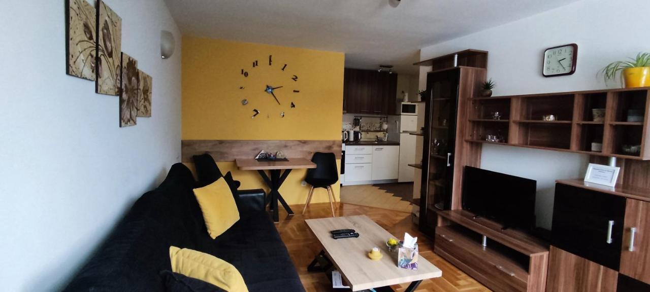 Apartman Relax - Free Public Parking SJJ Exteriör bild